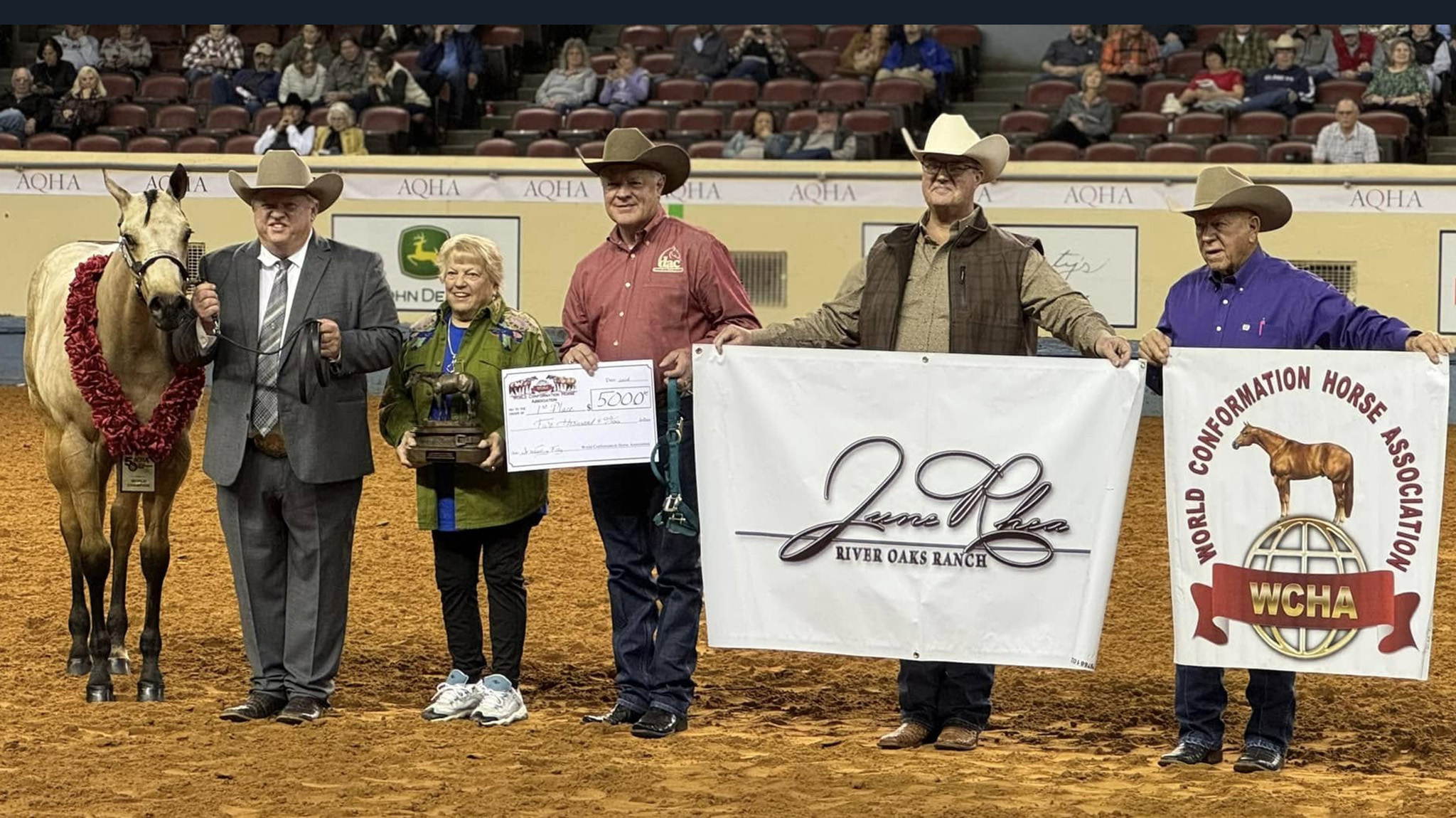 WCHA 2024 World JR Class-Fillies-01-Champion-FR Glitter N Gold-Dan Fox